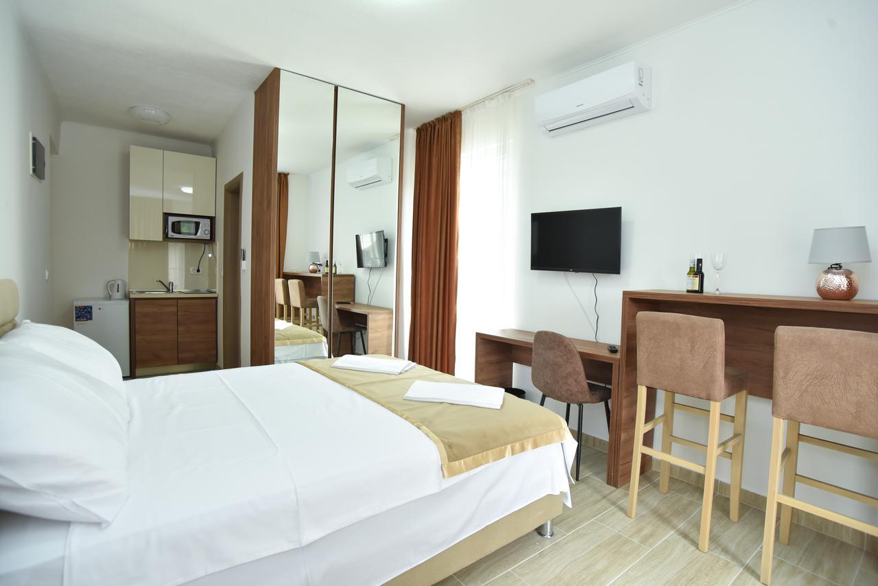 Apartment L Palace Budva Dış mekan fotoğraf